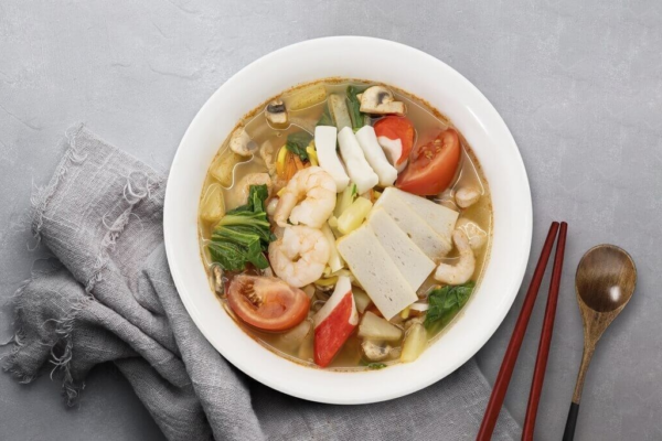 24 Seafood Tom Yum Soup done